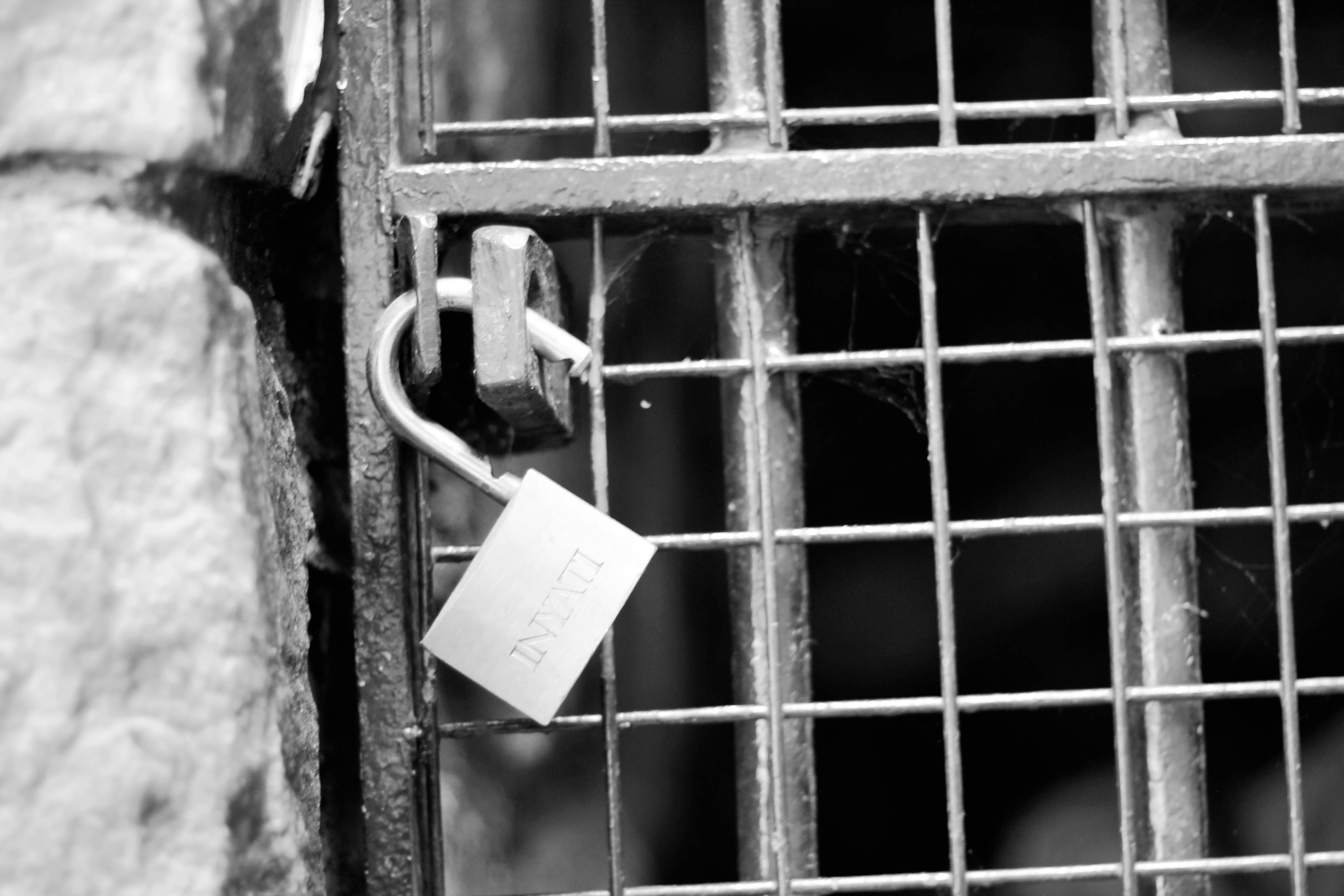 Un détenu s'échappe de la prison de Lantin : s’expose-t-il à des poursuites pénales ?