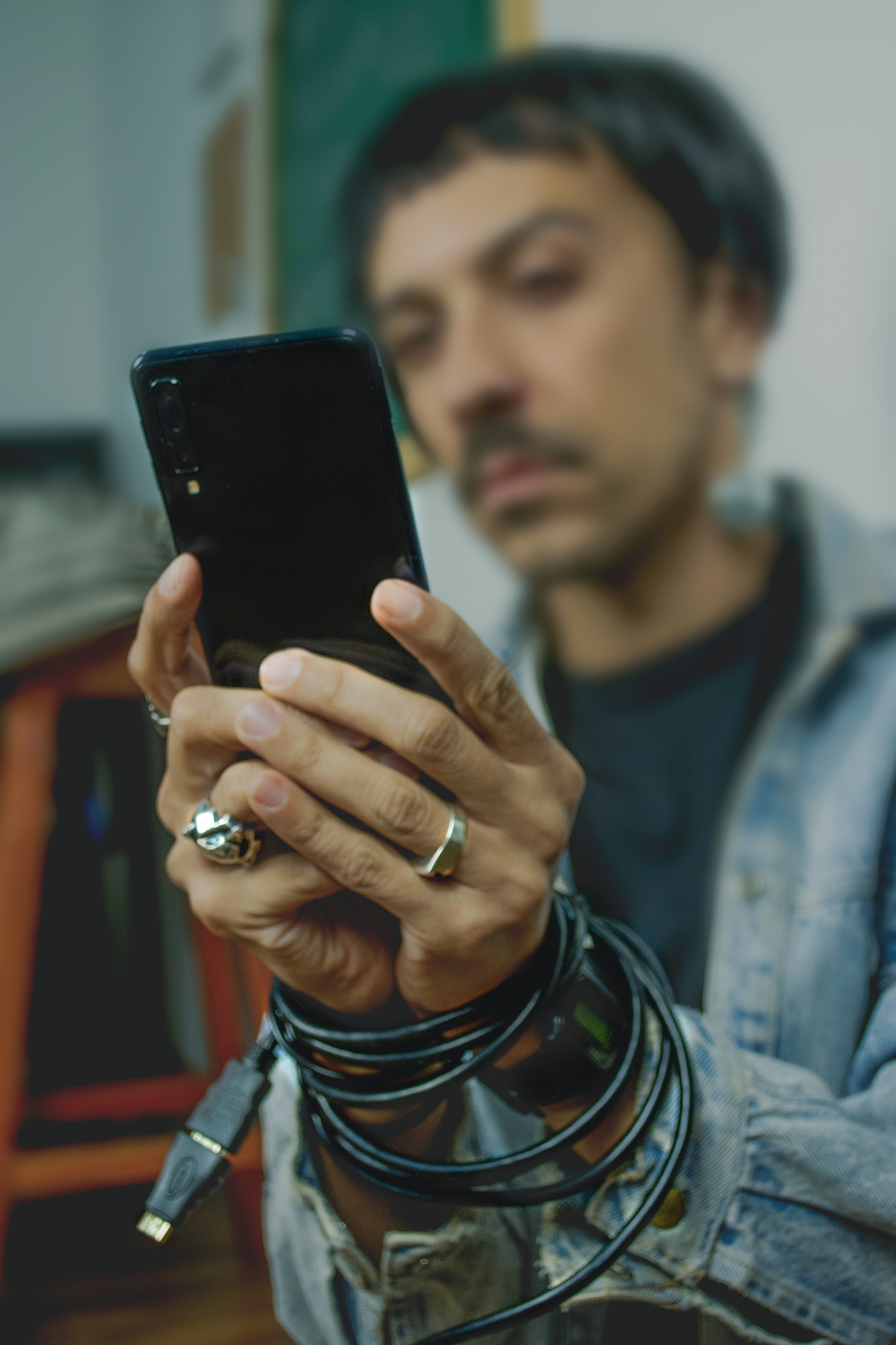 Les écoutes téléphoniques des avocats doivent être mieux encadrées